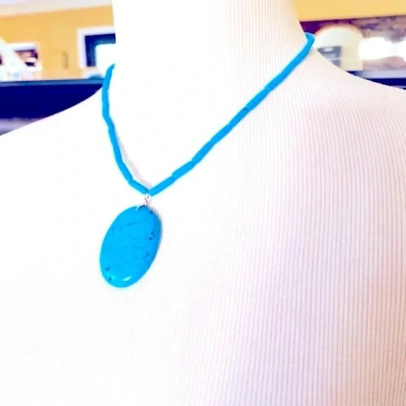 Zad Fashion Jewelry Aqua Blue Beaded Necklace with Oval Pendant - Picture 2 of 6